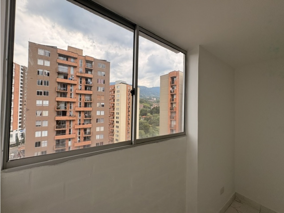 APARTAMENTO EN VENTA EN ITAGUI CON HERMOSA VISTA 268220 — foto 6