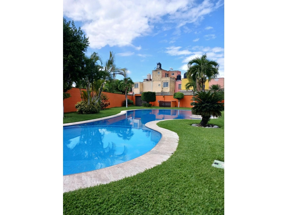 SE VENDE Hermosa casa fraccionamiento Seminario. - 1