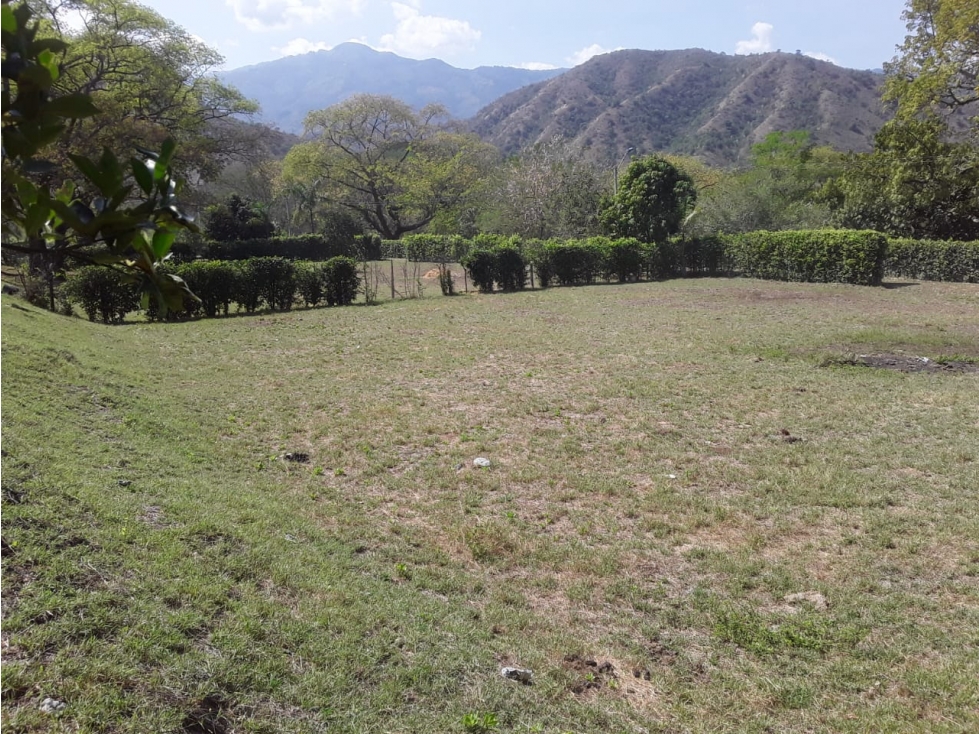 (J) Lote a la venta en Sopetrán unidad cerrada - 1