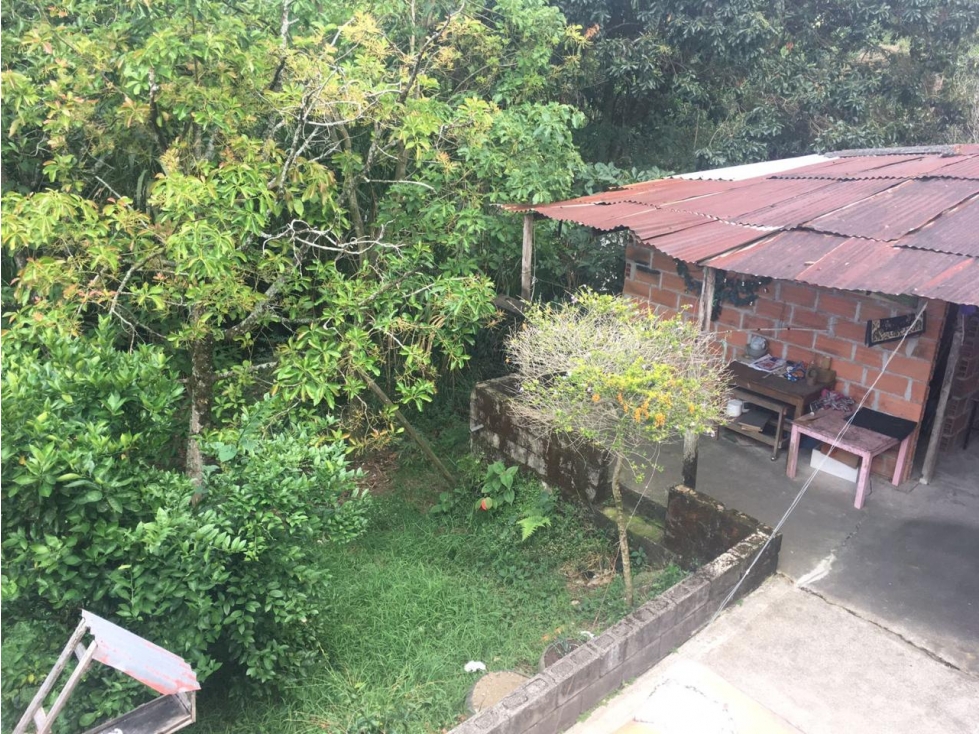 SE VENDE CASA CON LOTE CERCA AL PARQUE DEL SALADO — foto 5