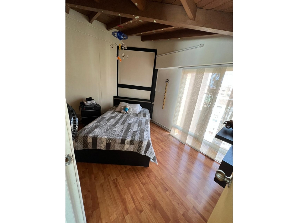 EXCELENTE APARTAMENTO PENTHOUSE LAURELES — foto 2