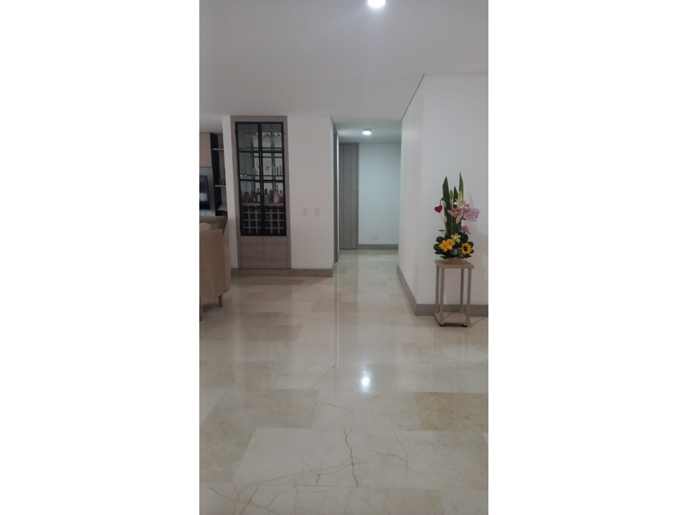 HERMOSO APARTAMENTO PARA LA VENTA EN LAURELES — foto 3