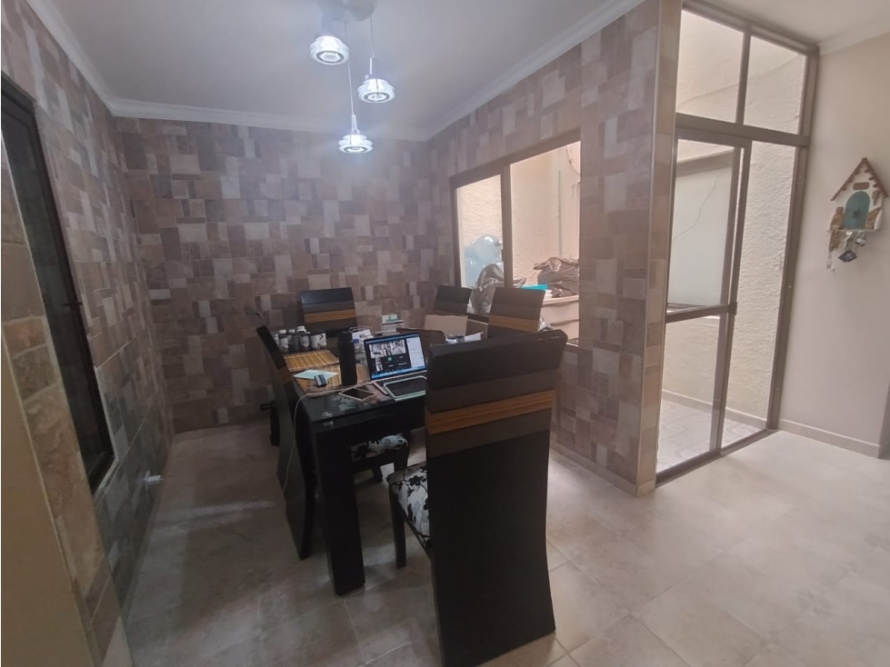 CASA UNIFAMILIAR EN VENTA EN CABAÑAS BELLO — foto 3