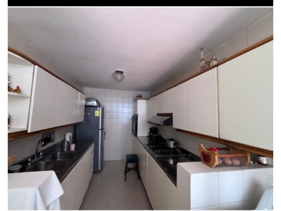CASA EN VENTA EN LA CASTELLANA MEDELLIN, PRIMER PISO PRO. HORIZONTAL — foto 3