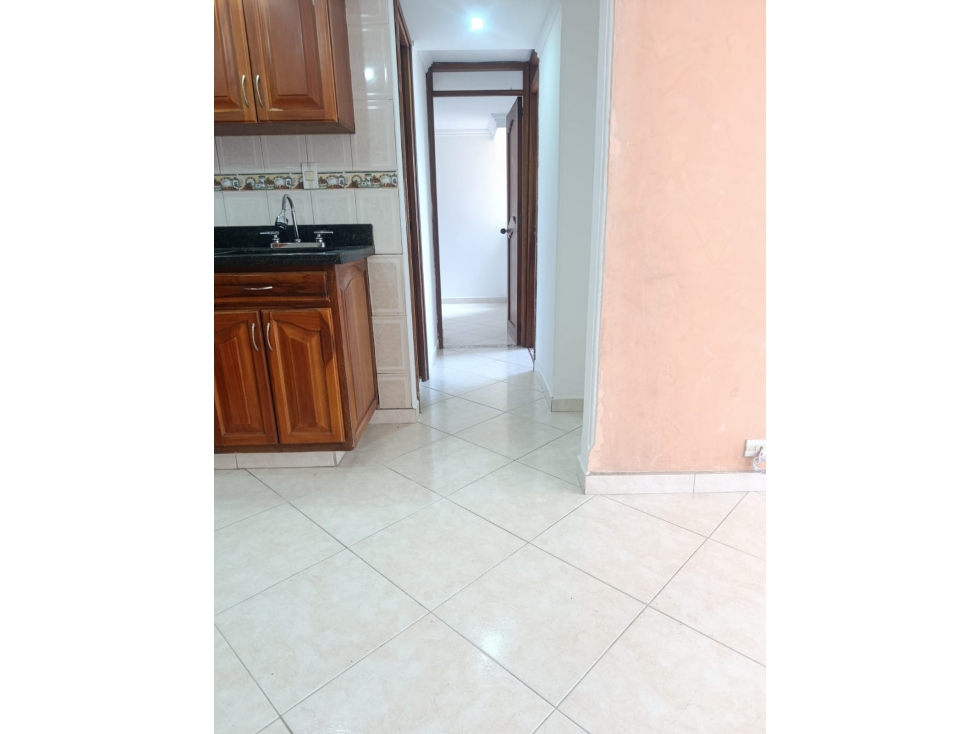 APARTAMENTO EN VENTA EN EL CENTRO DE MEDELLÍN, ESTACION PRADO METRO — foto 3