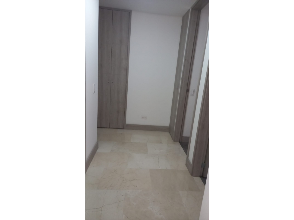 HERMOSO APARTAMENTO PARA LA VENTA EN LAURELES — foto 4