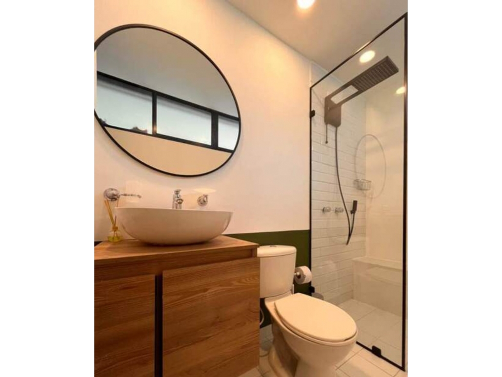 APARTAESTUDIO EN VENTA, BARRIO LAURELES MEDELLÍN, EXCELENTE UBICACIÓN — foto 4