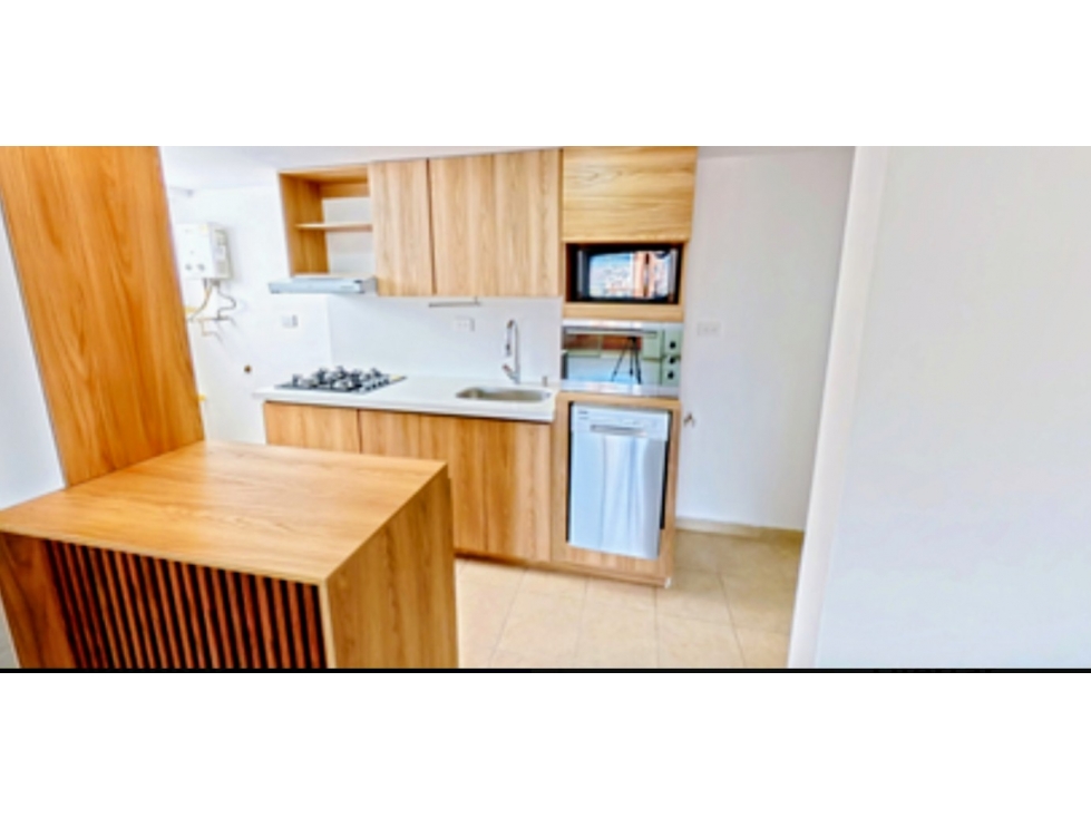 APARTAMENTO PARA LA VENTA EN LOS COLORES MEDELLÍN — foto 4