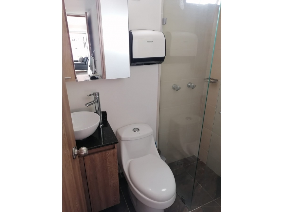 APARTAMENTO EN VENTA EN EL BARRIO LAURELES MEDELLÍN — foto 6