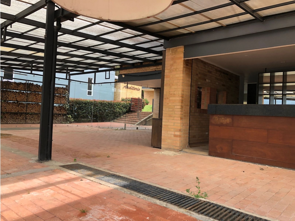 Se Vende Local Comercial en Potosí - 5
