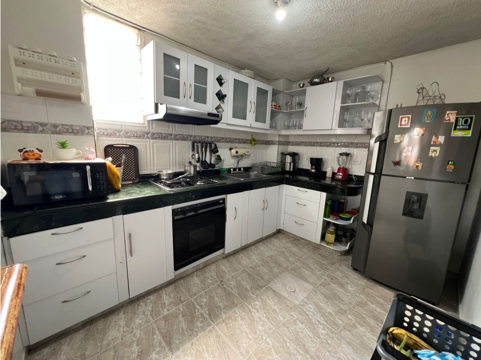 APARTAMENTO EN VENTA EN CAPRI, EDIFICIO HORIZONTE — foto 3