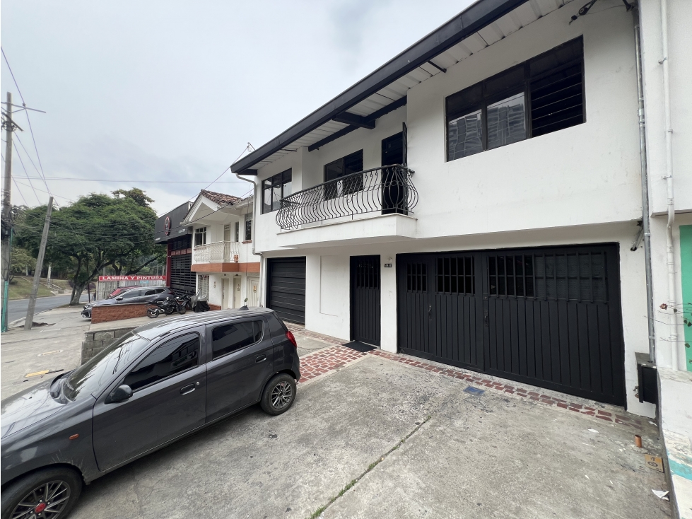 CASA COMERCIAL DISPONIBLE EN VENTA,LA FLORA