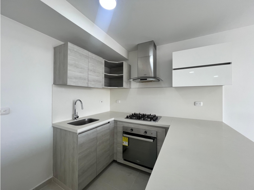 APARTAMENTO EN VENTA EN VALLE DE LILI, BAIKAL PISO 11 — foto 2