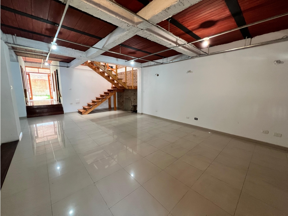 CASA EN VENTA EN EL NORTE DE CALI, BARRIO EL BOSQUE — foto 3