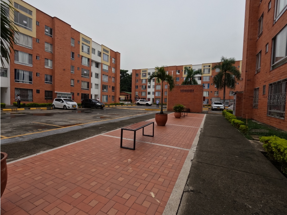 SE VENDE APARTAMENTO EN EL CANEY, PINARES DEL CANEY — foto 2