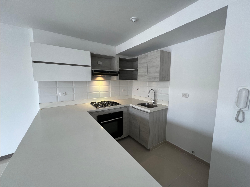 APARTAMENTO PARA ESTRENAR EN ALQUILER EN VALLE DE LILI, BAIKAL — foto 2