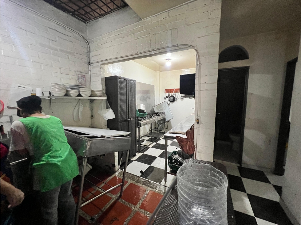 EDIFICIO EN VENTA EN EL PORVENIR — foto 4