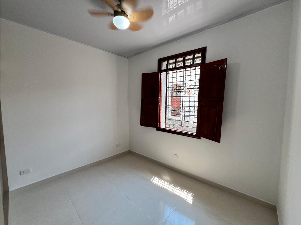 CASA EN ALQUILER, BARRIO SAN CAYETANO — foto 5