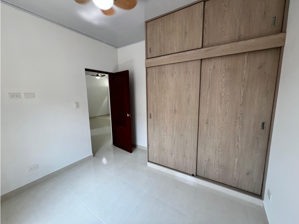 CASA EN ALQUILER, BARRIO SAN CAYETANO — foto 4