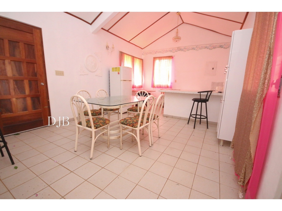VENTA DE CASA EN ALTOS DE CERRO AZUL - 4