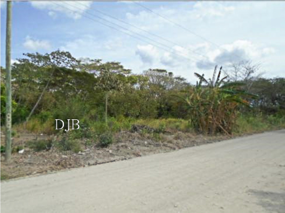 Terreno en venta en Juan Hombrón, corregimiento de El Chirú. - 2