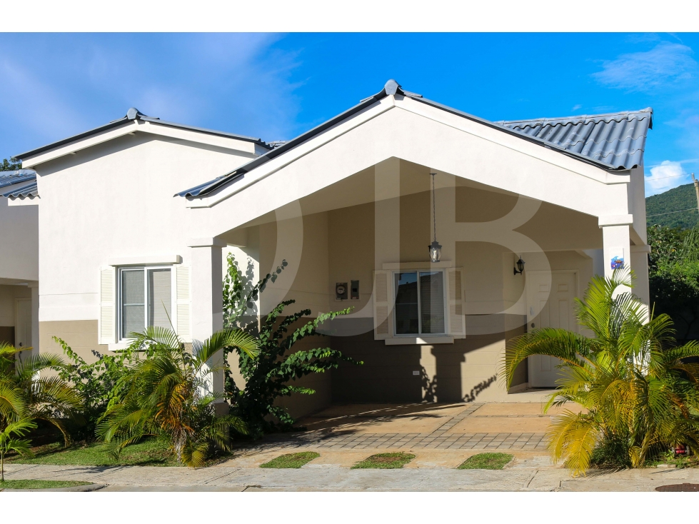 ALQUILER DE CASA AMOBLADA EN PLAYA DORADA