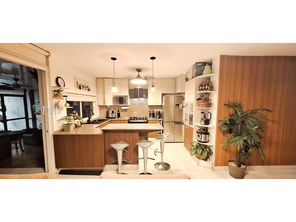 VENTA DE CASA EN VILLA BELLA EN LAS CUMBRES