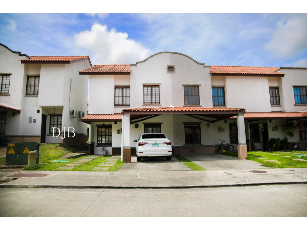 VENTA DE CASA EN VILLA ZAITA