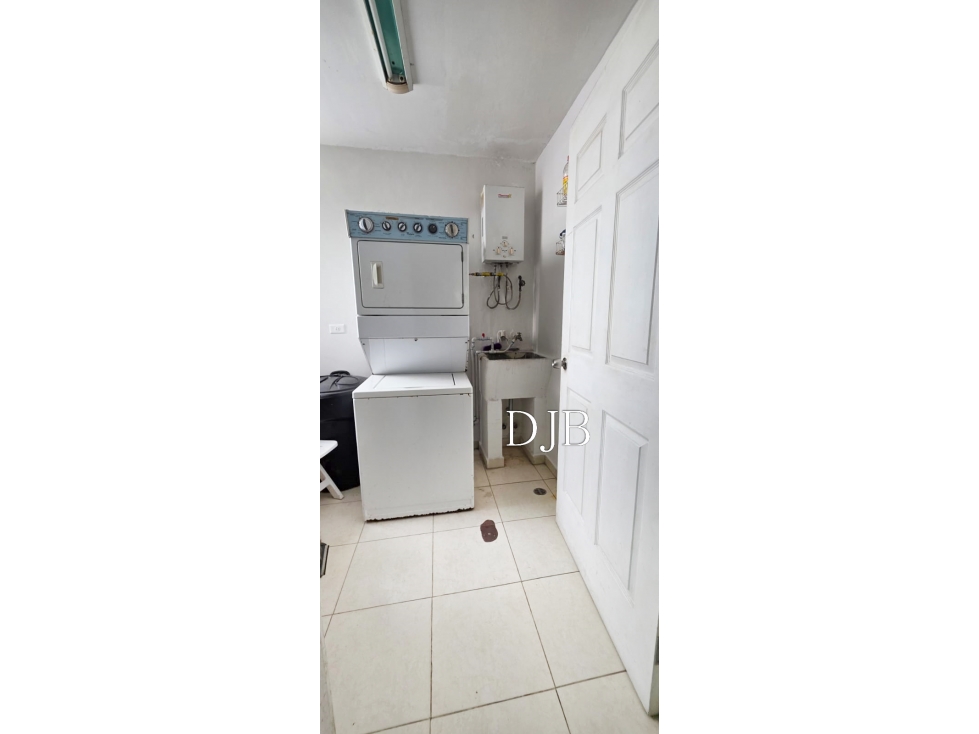 VENTA DE APARTAMENTO EN BETANIA, PH TERRAZAS DE MIRAFLORES — foto 3