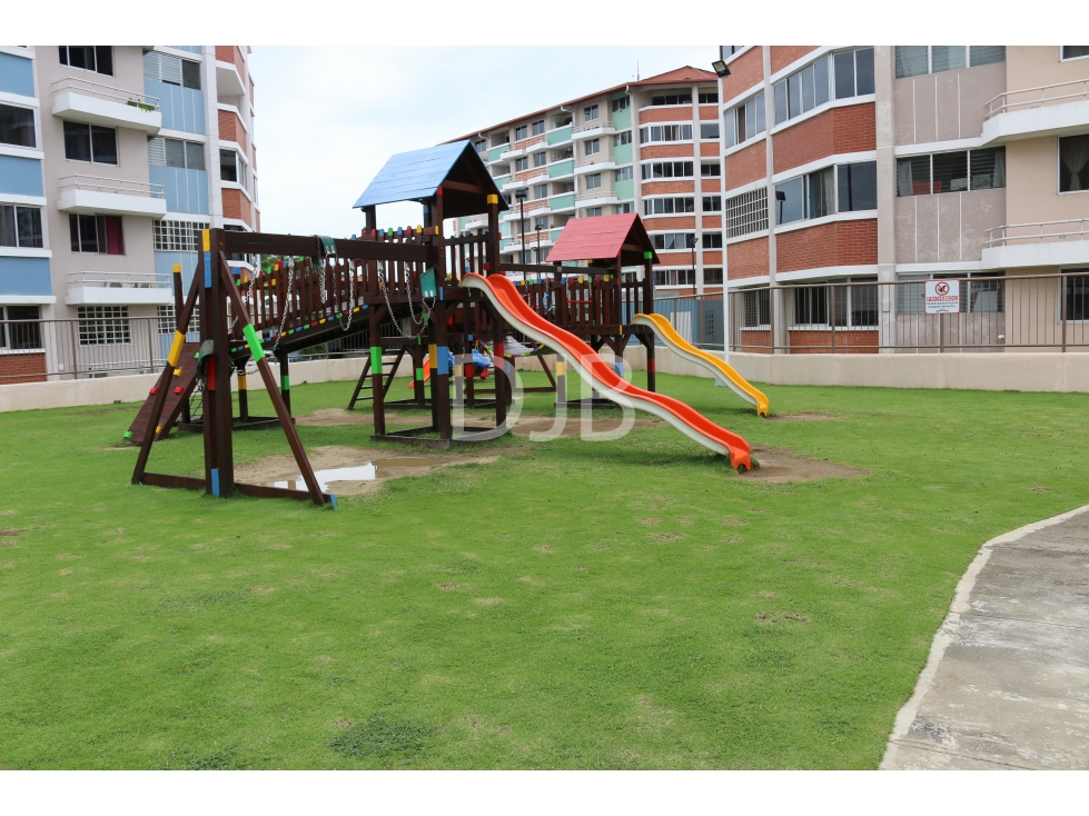 VENTA DE APARTAMENTO EN LLANO BONITO CON PATIO $135.000 — foto 3
