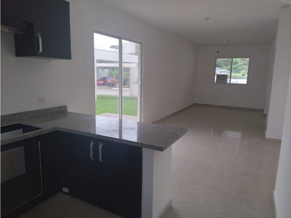 VENTA DE CASA EN NUEVO ARRAIJAN - RESIDENCIAL LAS LAJAS — foto 6