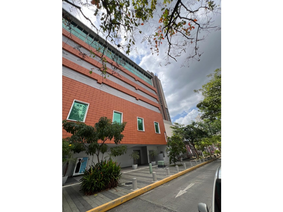 VENTA DE EDIFICIO DE OFICINAS EN MARBELLA