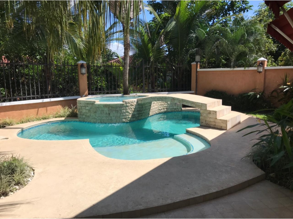 ALQUILER DE CASA EN CLAYTON - PH CLAYTON VILLAGE AMOBLADA O LB