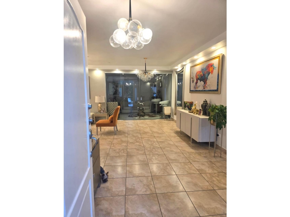 VENTA DE CASA EN CLAYTON - PH EMBASSY GARDEN — foto 2