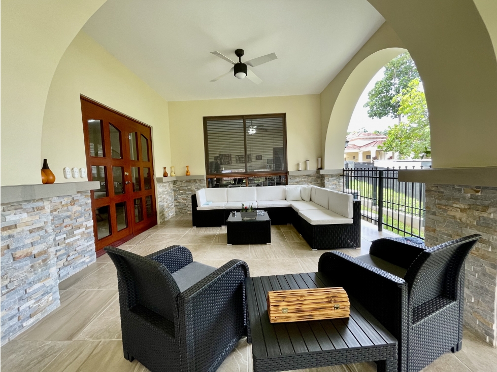 VENTA DE CASA EN CLAYTON - SENDEROS DE CAMINO DE CRUCES — foto 3