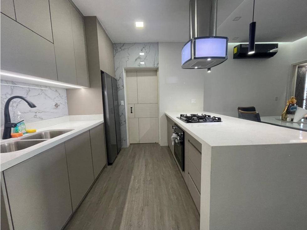 ALQUILER EN AV.BALBOA - PH ELEMENT REMODELADO — foto 5