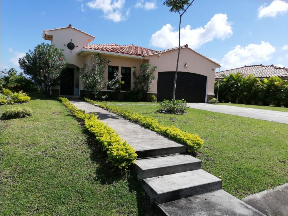 ALQUILER DE CASA DE PLAYA EN HACIENDA PACIFICA, SAN CARLOS