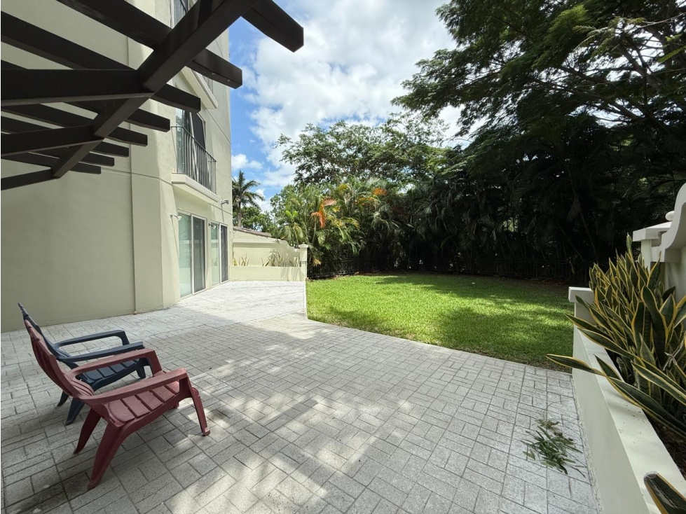 VENTA DE APARTAMENTO EN BUENAVENTURA PB CON JARDIN PUNTA ARENA - 1