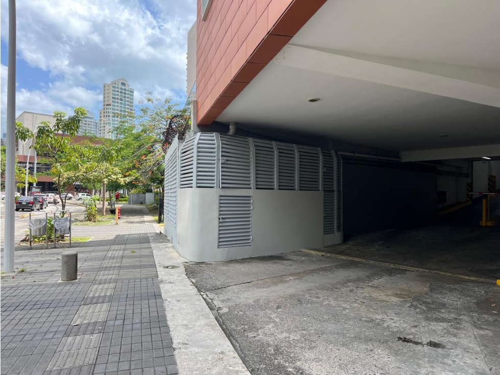 VENTA DE EDIFICIO DE OFICINAS EN MARBELLA — foto 2