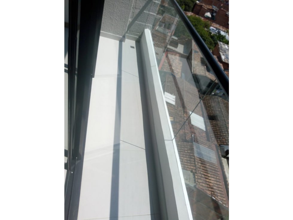 ARRIENDO APARTAESTUDIO TIPO LOFT EN SABANETA CALLE LARGA — foto 4