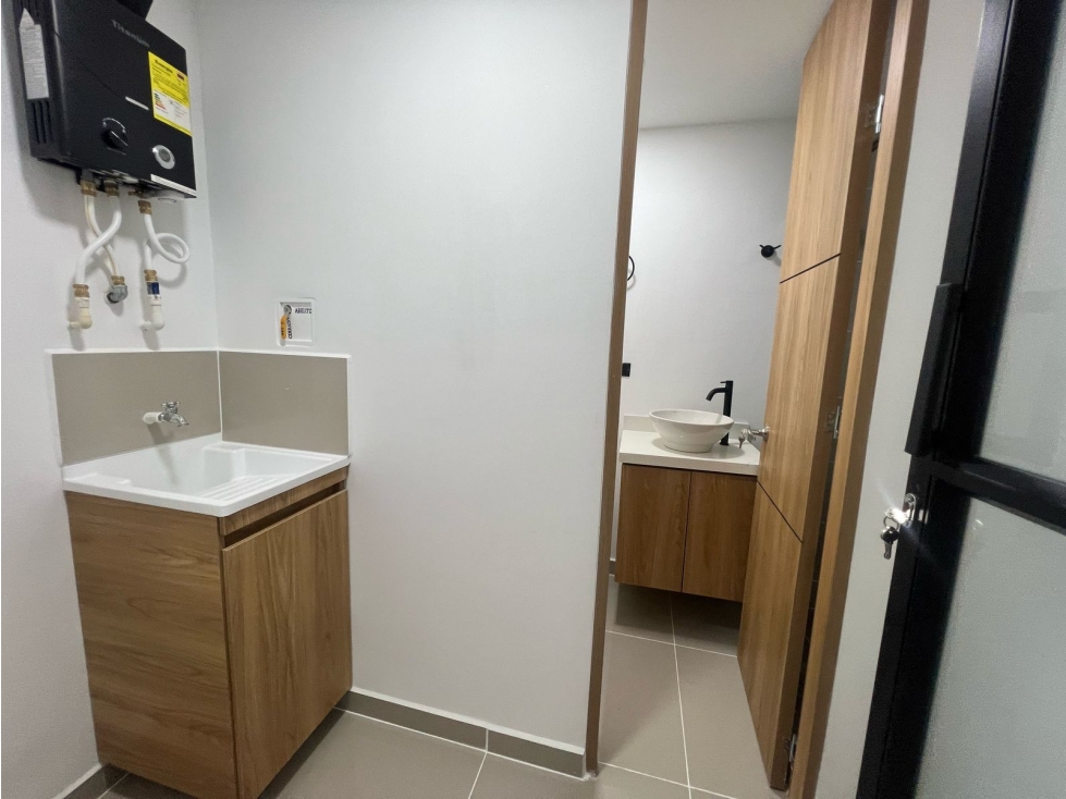 Se arrienda apartamento en Itagüí a pasos de la Clínica Antioquia — foto 5
