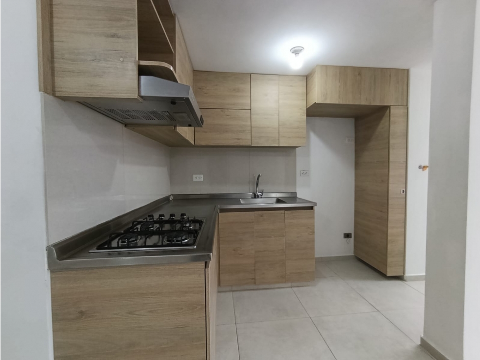 ARRIENDO APARTAMENTO SABANETA AV LAS VEGAS — foto 2