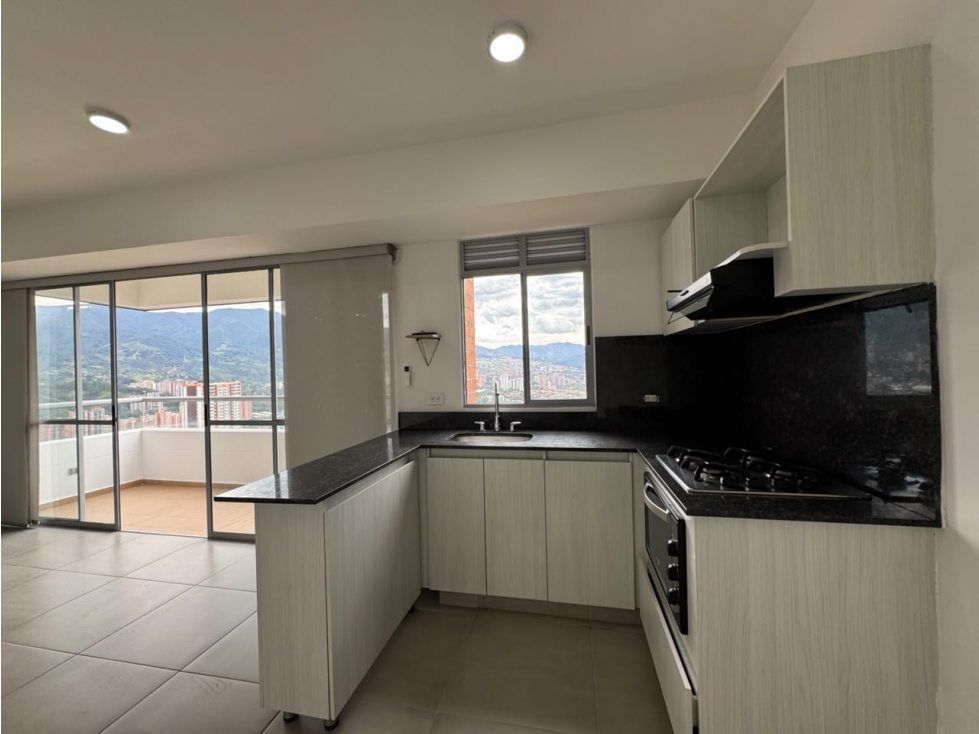 ARRIENDO APARTAMENTO SABANETA LAS LOMITAS