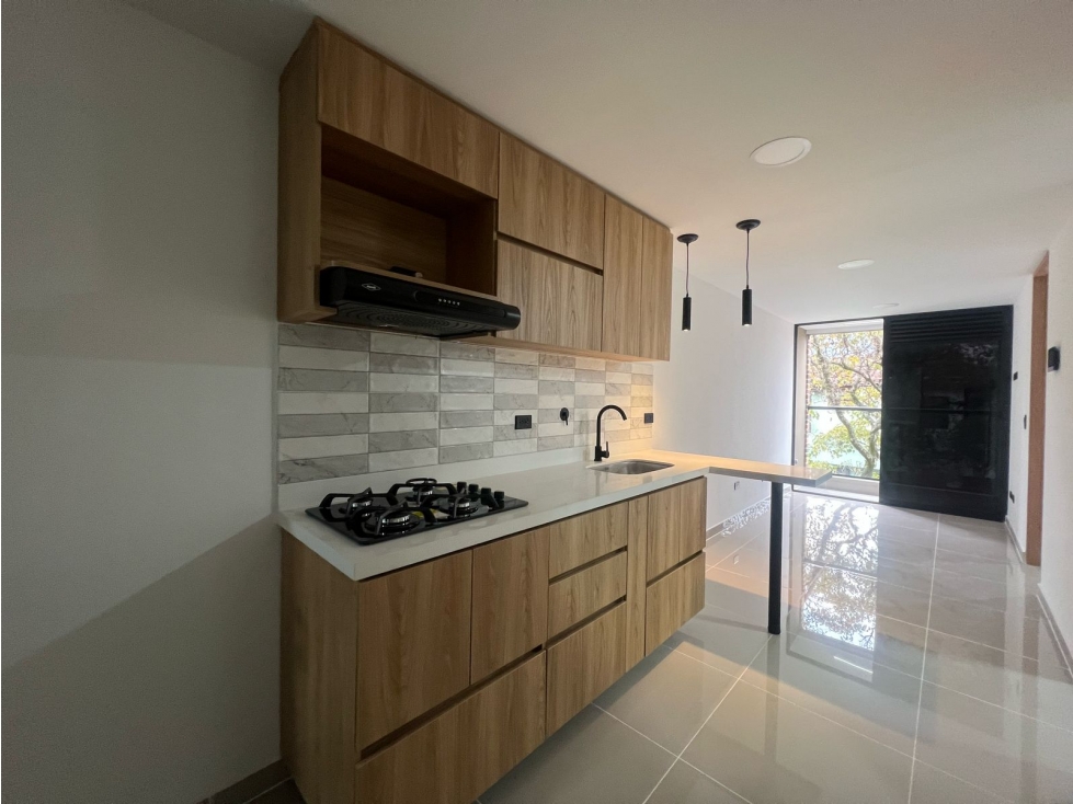 Se arrienda apartamento en Itagüí a pasos de la Clínica Antioquia — foto 2