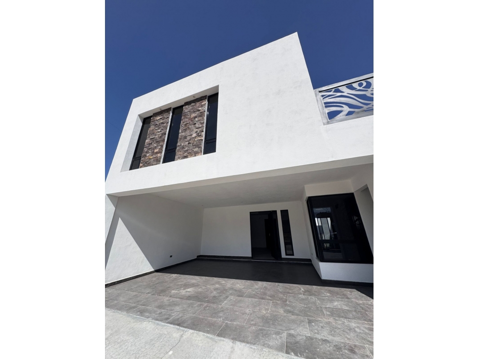 Casa Nueva de Lujo en Residencial El Tapanco