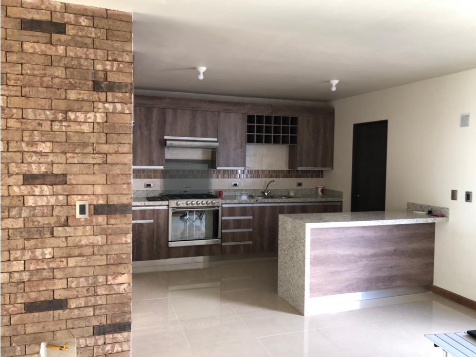 Renta casa de 3 niveles en Terrazas Residencial con paneles — foto 2