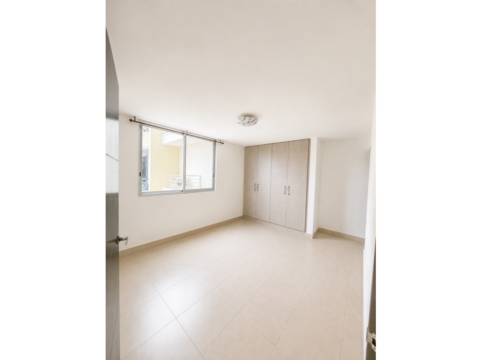 Apartamento en Venta Tres recamaras Plaza Edison, Betania — foto 5