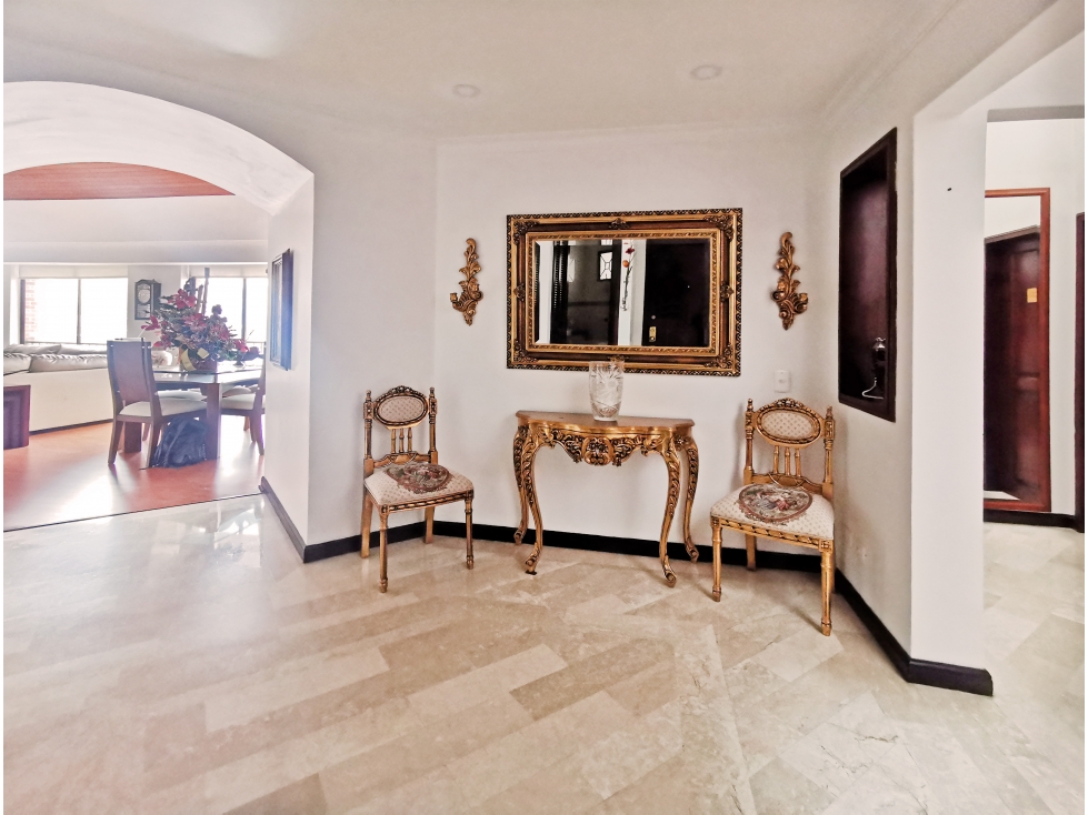 Apartamento Duplex en Venta en Chicó Navarra Bogotá — foto 3
