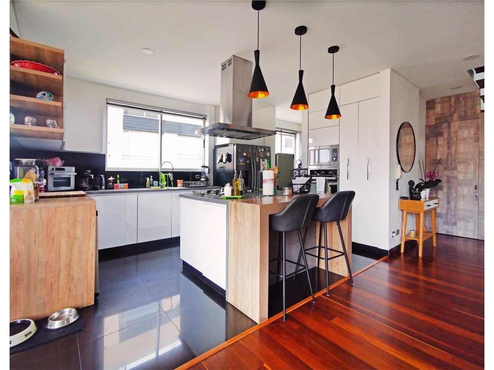 Apartamento Duplex en Arriendo en Chicó Navarra Bogotá — foto 4