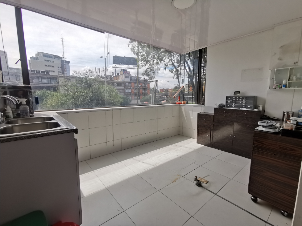 Oficina o Consultorio en Arriendo en el Virrey Bogotá